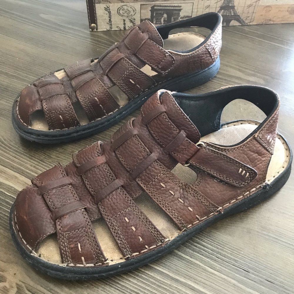 Men’s Croft and Barrow leather sandals 12 M